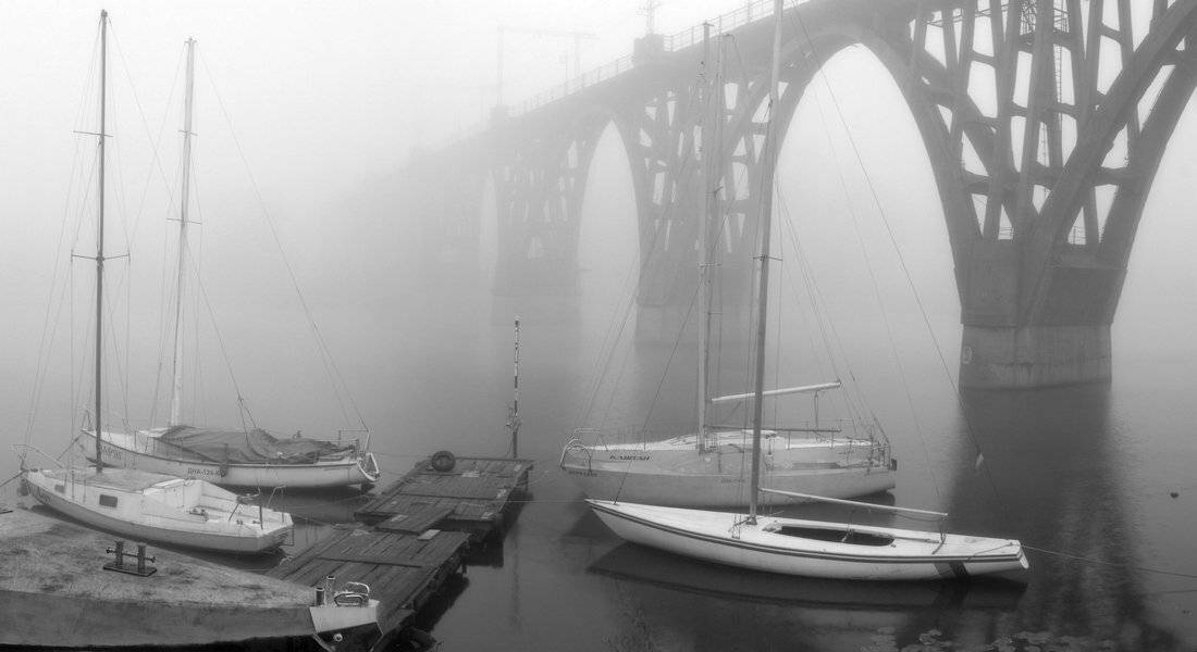 днепропетровск, туман, речные суда, мост, Александр Андреев
