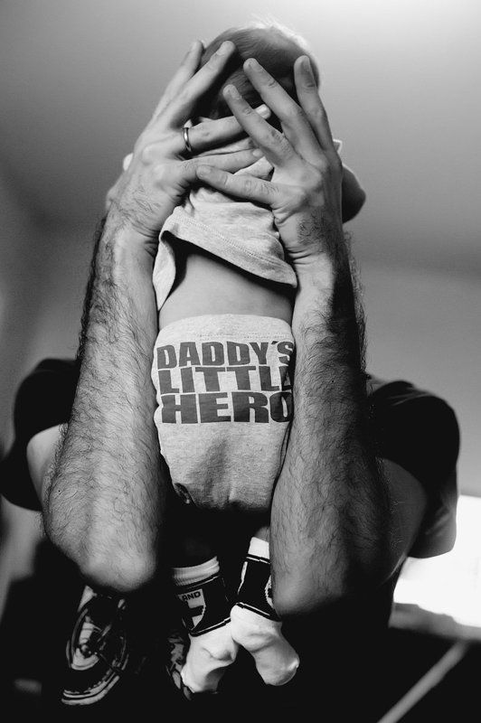 Папин маленький герой фото превью