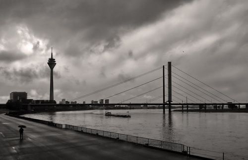 Одиночество в дождь