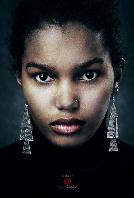 студия, портрет, девушка Блэк Ди фото превью