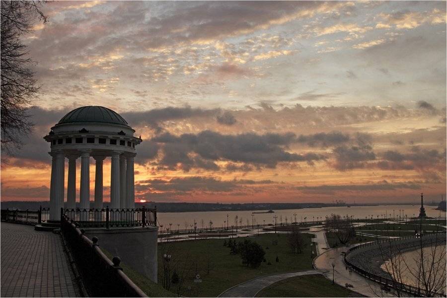 восход,осень,стрелка,река волга,пейзаж,город,ярославль., СПИРИДОНОВ НИКОЛАЙ