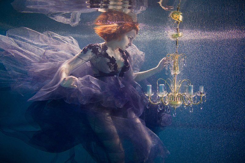 Под водой фото превью
