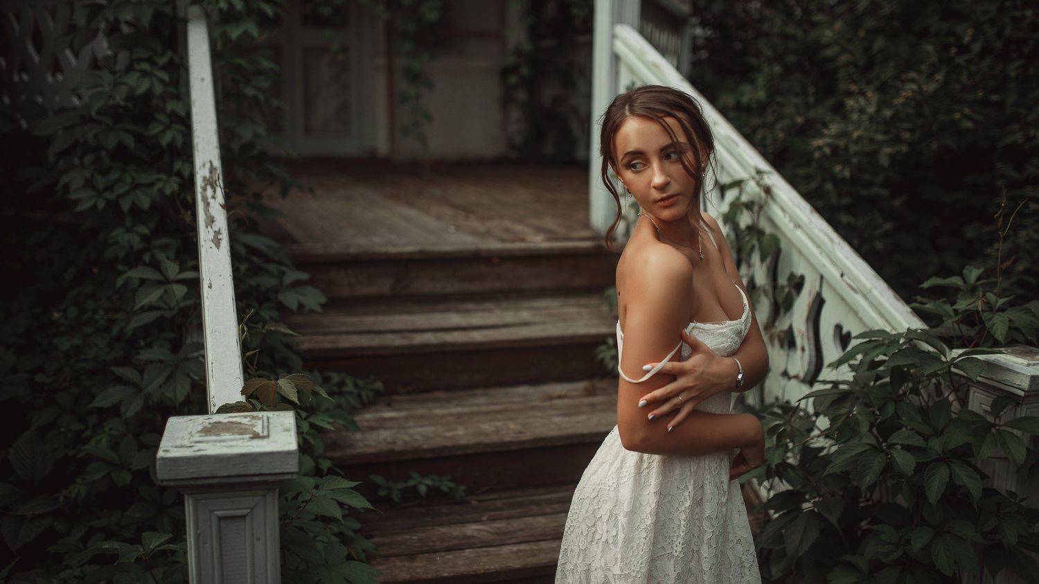 девушка, портрет, природа, платье, винтаж, лестница, Егор Конабевцев
