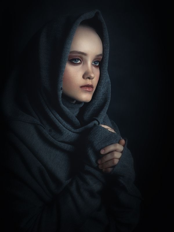 #портрет, #девушка, #готика, #взгляд, #молитва, #жанр, #art, #portrait, #prayer, #gothic Всякое творчество есть по сути своей молитва. фото превью