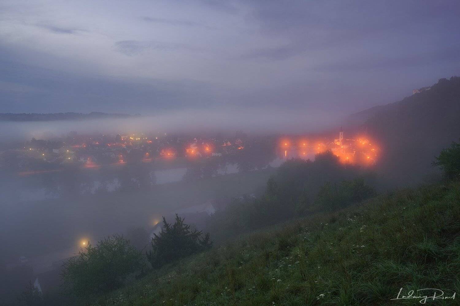 bavaria, blue, bush, castle, church, church tower, field, fog, forrest, germany, grass, hill, houses, kallmuenz, kallmuenz castle, kallm&uuml;nz, lights, meadow, morning, morning fog, mountain, naab, naab valley, picturesque, river, steeple, town, trees, villa, Ludwig Riml