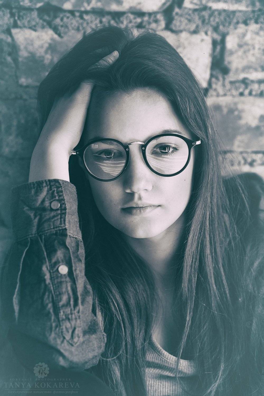 девушка,портрет,чёрно-белое,стена,ретро, Таня Кокарева