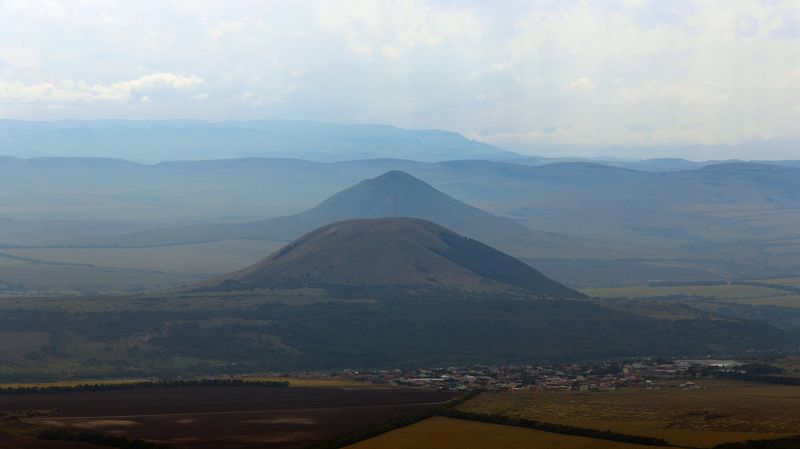 горы, пейзаж Горы фото превью