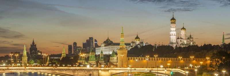 Москва, Кремль, Зарядье, Закат, Россия Вид на Кремль из Зярядья. фото превью