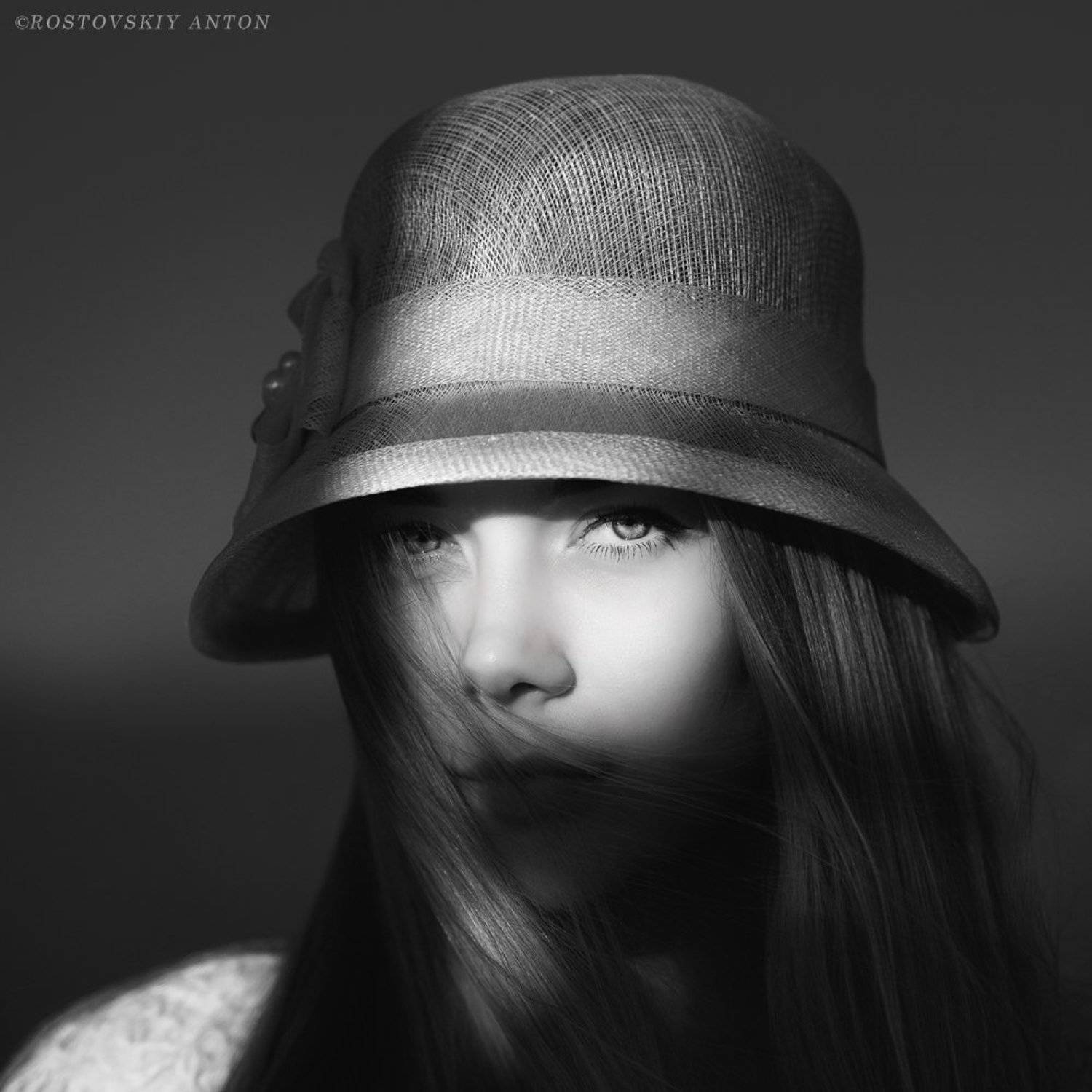 Портрет, девушка, ЧБ, Антон Ростовский