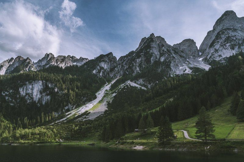 горы; озеро; лес; вечер; лето; путешествия Небесные скалы фото превью