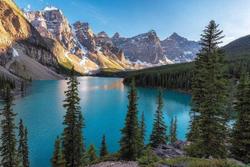 canada, banff, lake, nature, louise, moraine, landscape, scenery, mountain, canadian, rockies, summer, rocky, alberta, scenic, sunrise, hiking, trekking, national, park, calgary,  glacier, water, reflection, travel, forest, turquoise, sky, background, Moraine lake фото превью