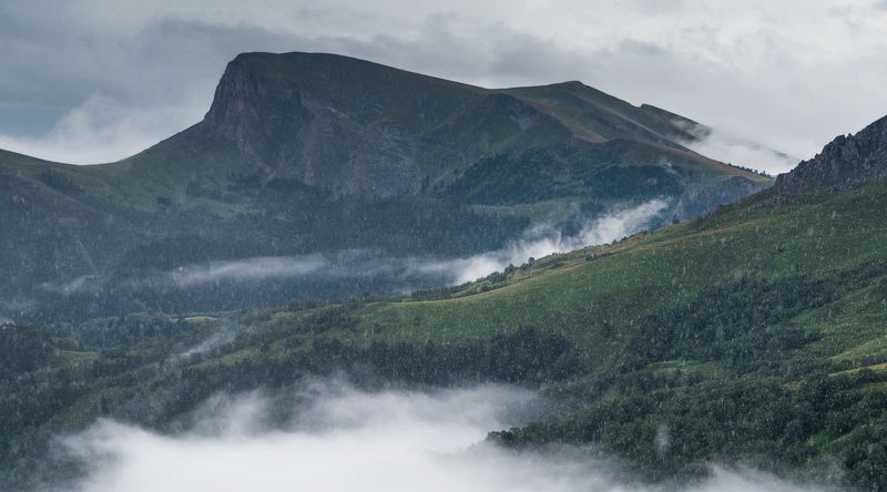 КОГДА В ГОРАХ ДОЖДЬ фото превью