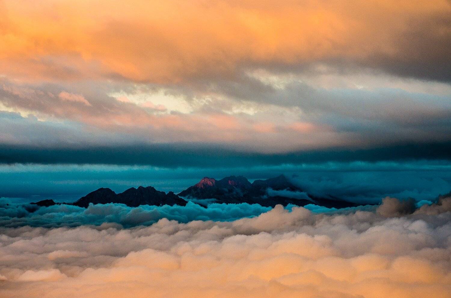 Суган, Дигория, Суганский хребет, Кавказ, горы, облака, Evgeniy Khilkevitch