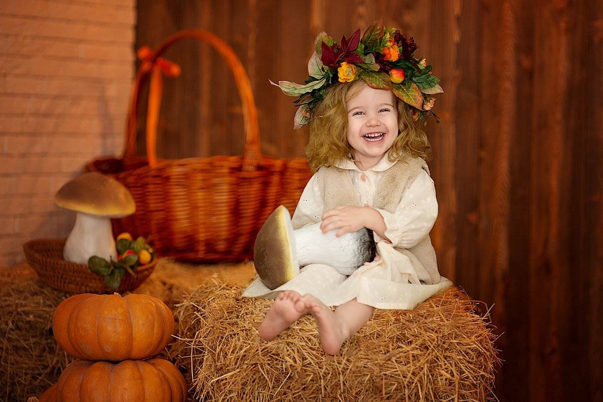 фотостудия фотосессия тыквы студия ребенок радость счастье портрет осень осенняя фотосессия осеннее фото маленькие дети красотка детское фото детский и семейный фотограф ольга францева детские фото детская фотосессия дети на фото дети грибы, Францева Ольга