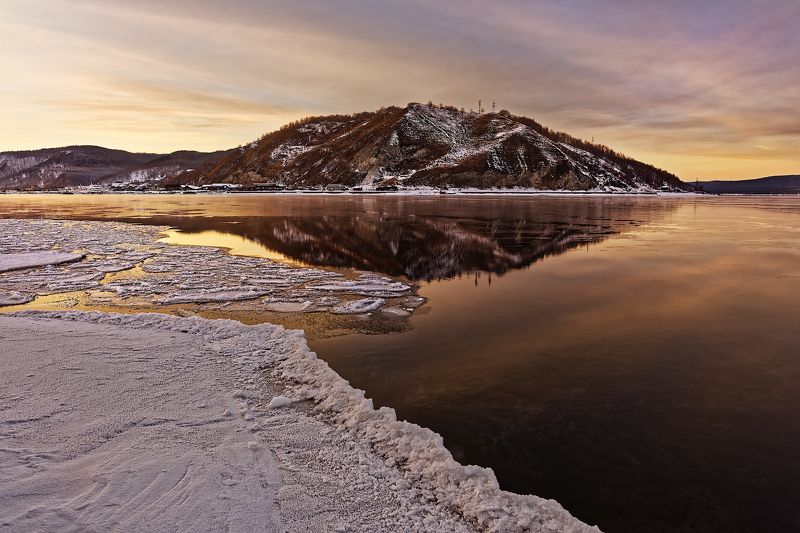 байкал, озеро, вода, снег, вечер Вечерние краски Байкала. фото превью