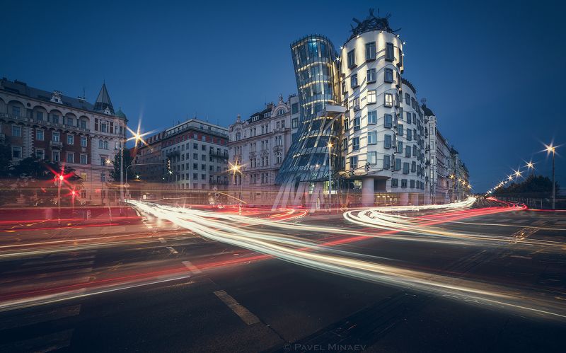 Dancing House фото превью