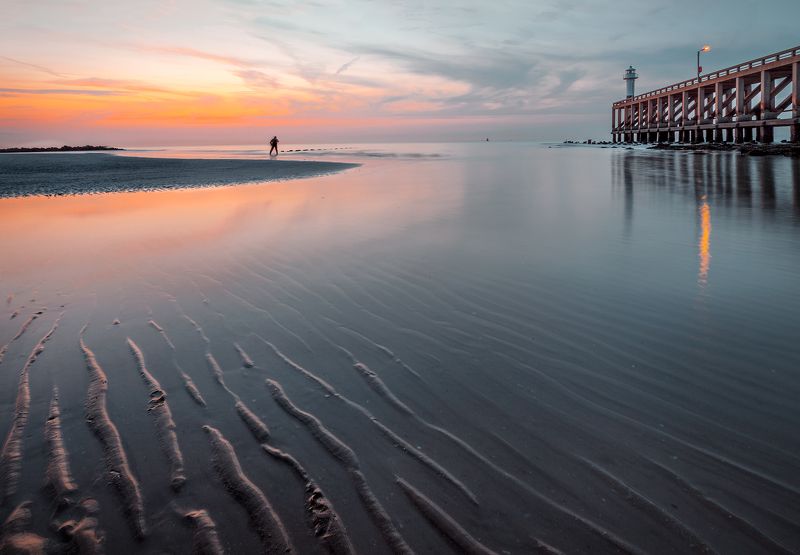 море, закат, фотограф, пирс, маяк, литораль,бельгия, бланкенберге *Уходящий день* фото превью