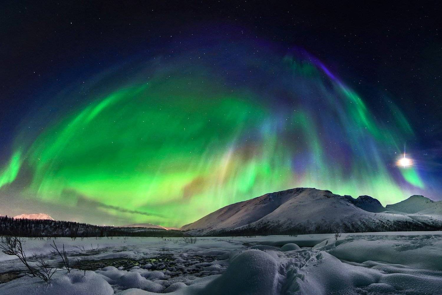 хибины, горы, ночь, сияние, полярное сияние, луна, звезды, небо, зима, кольский, север, заполярье, путешествие, Григорий Ильин