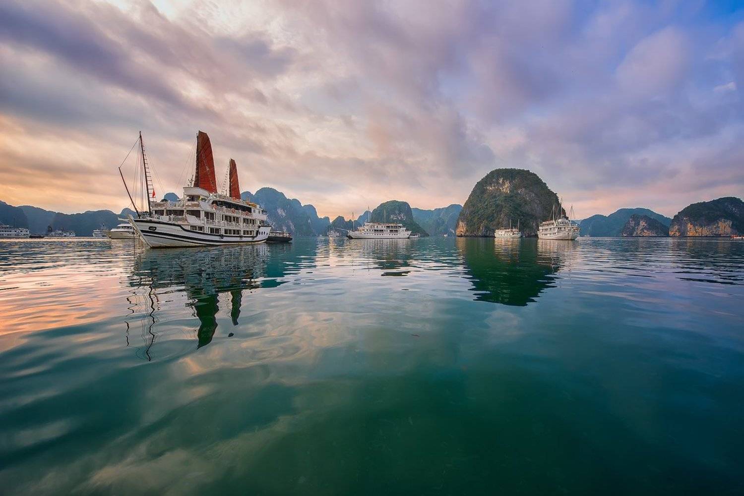 халонг,вьетнам,путешествие,пейзаж,морской,рассвет,halong bay,vietnam,travel,seascape,asia,, Валерий Ряснянский