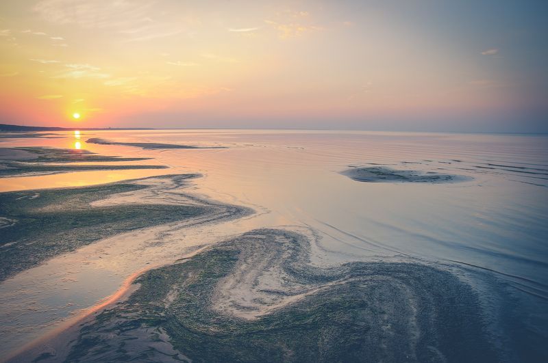 море, закат, Балтика, Латвия, песок, вода Отлив фото превью