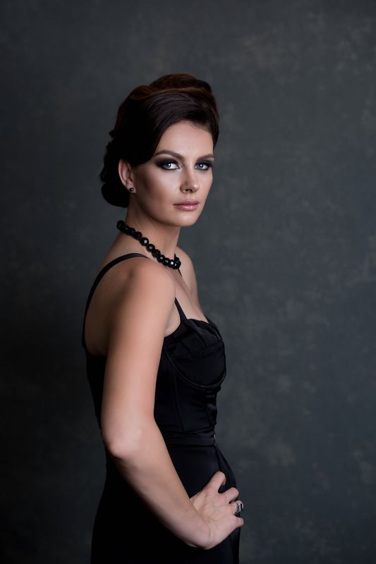 The Portrait фото превью