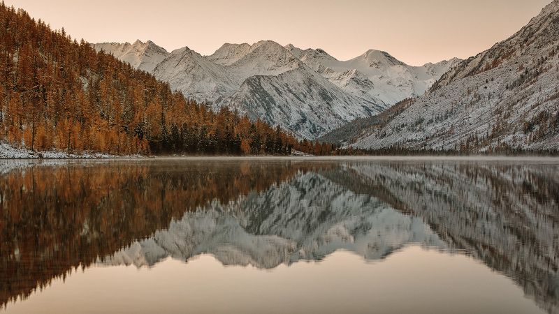 мультинские озера, алтай Мультинские озера. Среднее. Алтай. Сентябрь 2017 фото превью
