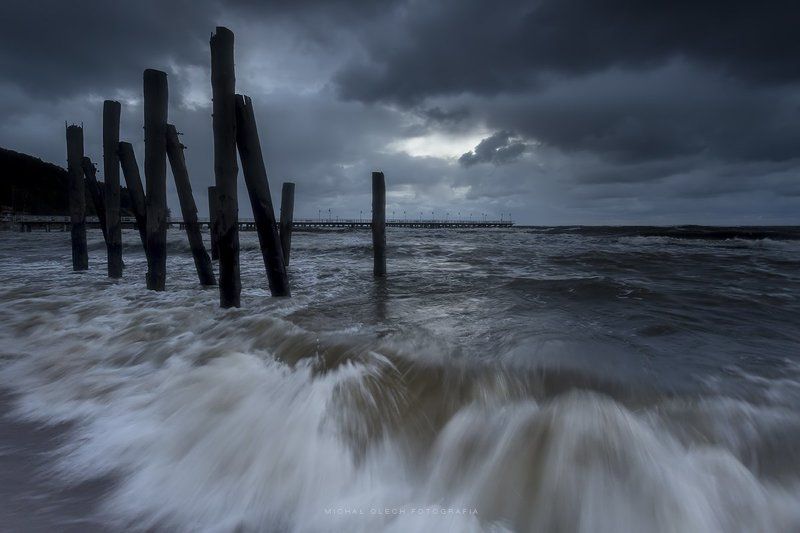 gdynia, poland, storm, waves, sea, seascape, гдиня, польша, балтийское море Restless morning фото превью