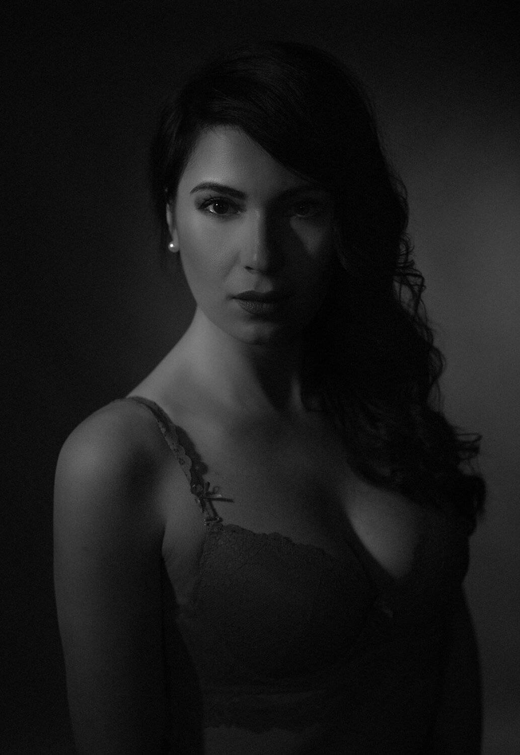 студия девушка портрет черное и белое, Настя Былкова