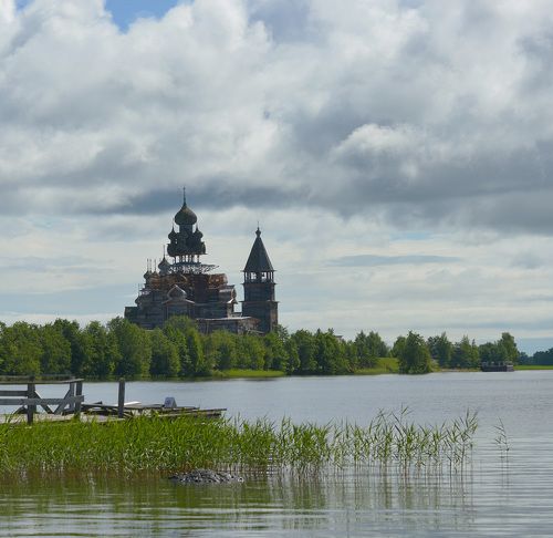 ...И забросят в озеро топор