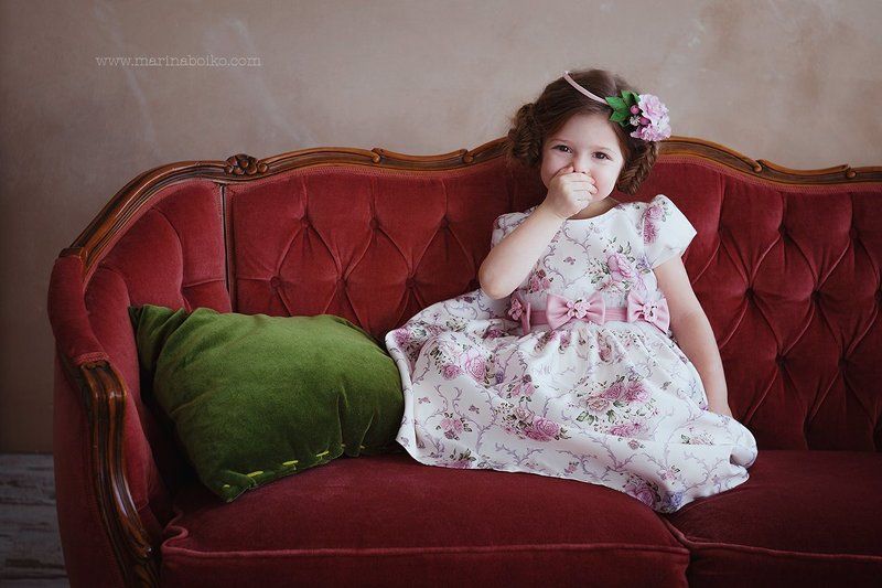 девочка, фото, фотография, свет, классика, дети, ребенок, портрет, руки, глаза, girl, photo,photography, light, hair, hands,portrait, child, children, kids Маленькая принцесса фото превью