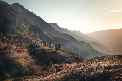 *За горами горы*