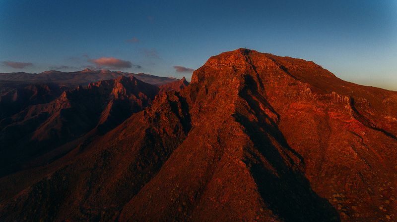 горы, вулкан Красные горы фото превью