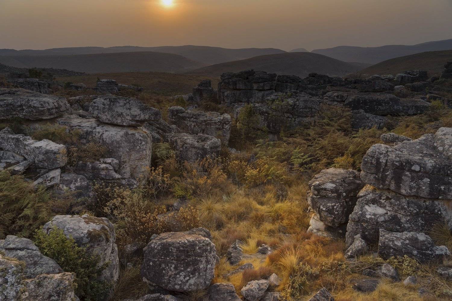 ангола, лубанго, рассвет, камни, осень, Гайдабуров Сергей