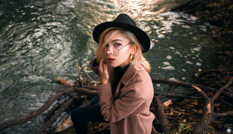 Far away фото превью