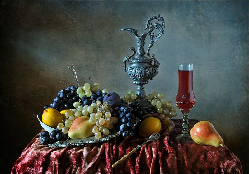 натюрморт , виноград, кувшин, вино , фрукты С вином и виноградом фото превью