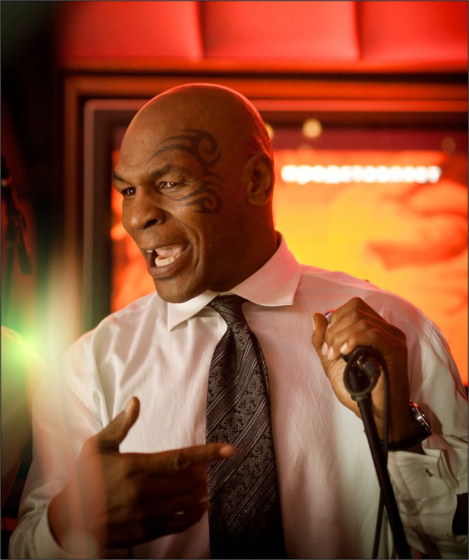 Тайсон аргументирует фото превью