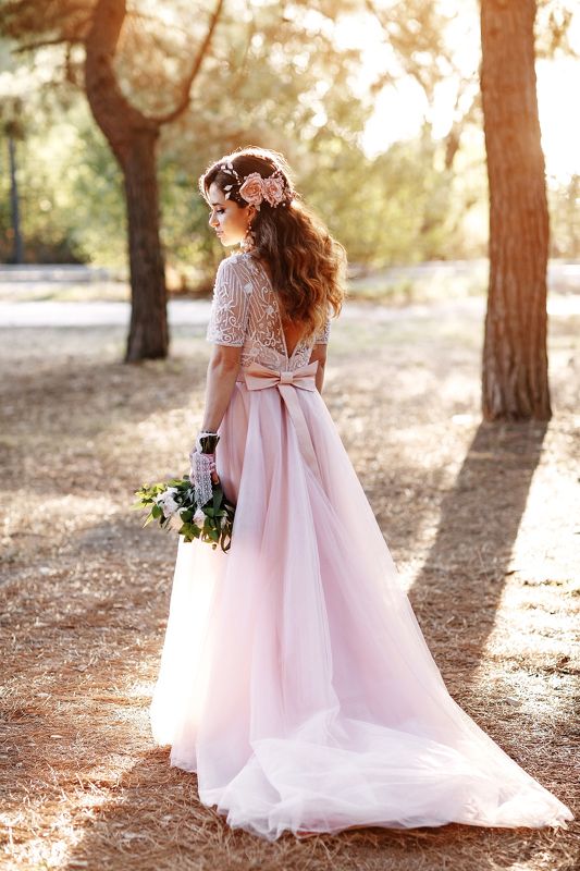 портрет , невеста ,девушка ,цветы ,закат ,солнце ,вечер ,природа , лес  фото превью