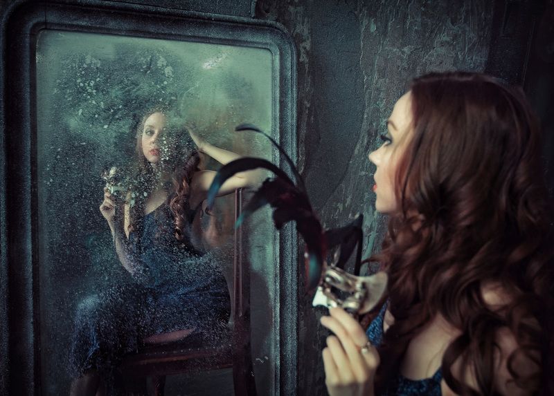 студия, портрет, модель, зеркало, маска Венецианское настроение фото превью