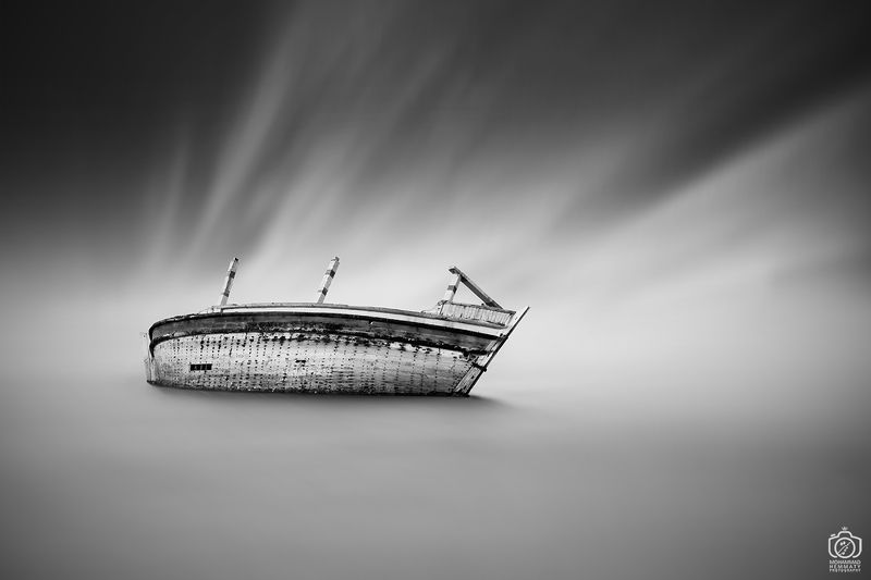 longexposure , sea , nature , strong , blackandwhite , life , ship , alone , canon , lonely , world ,photography , tired , fineart , dhow , canon80d broken dhow фото превью