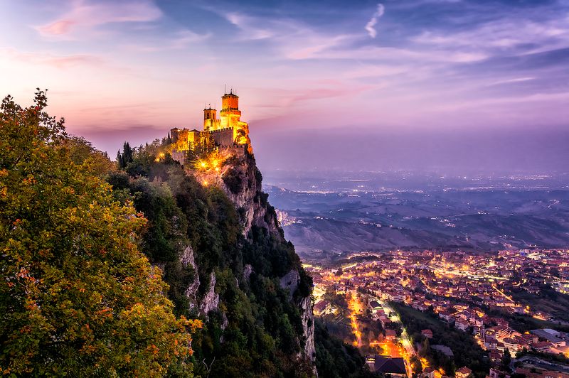 monte titano, castello, castle, night castle, san marino, guaita, la prima torre guaita, гуаита, сан марино Гуаита на закате. фото превью