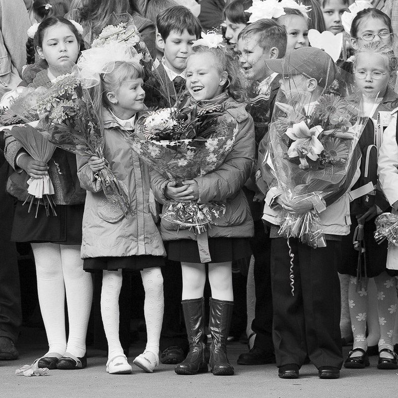 1 сентября, линейка первые друзья фото превью
