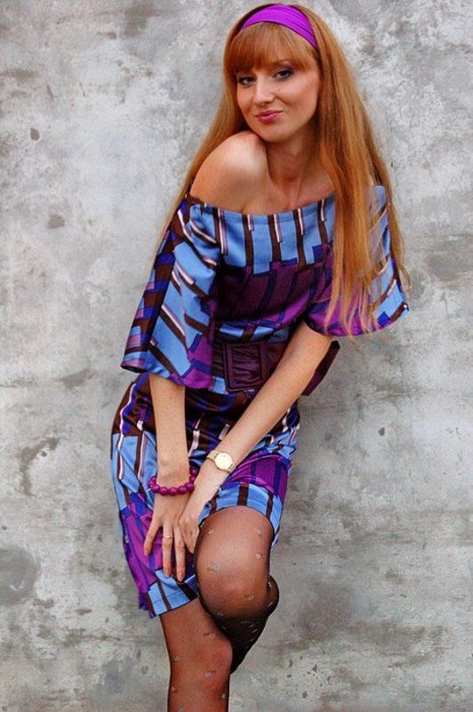 девушка, юля, стена, платье Юля фото превью