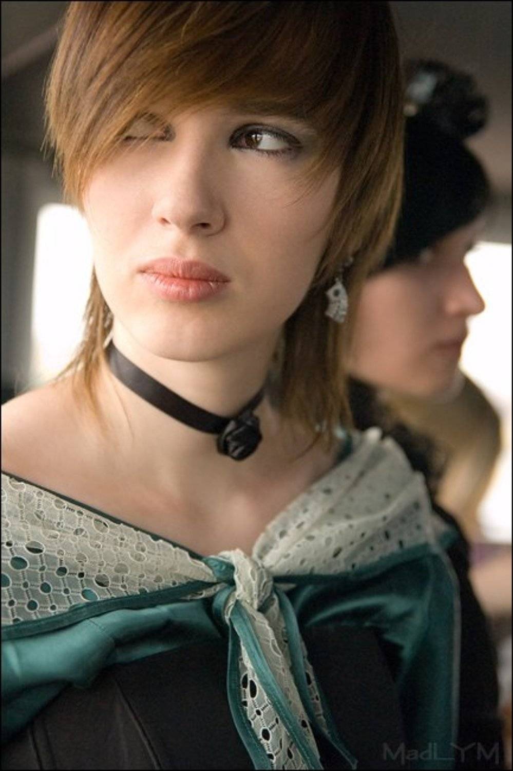 девушка, портрет, взгляд, грусть, досада, сомнение, brad, MadLYM