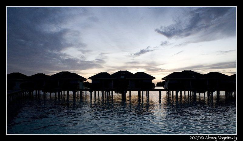мальдивы закат бунгала san island Закат - водные бунгала фото превью