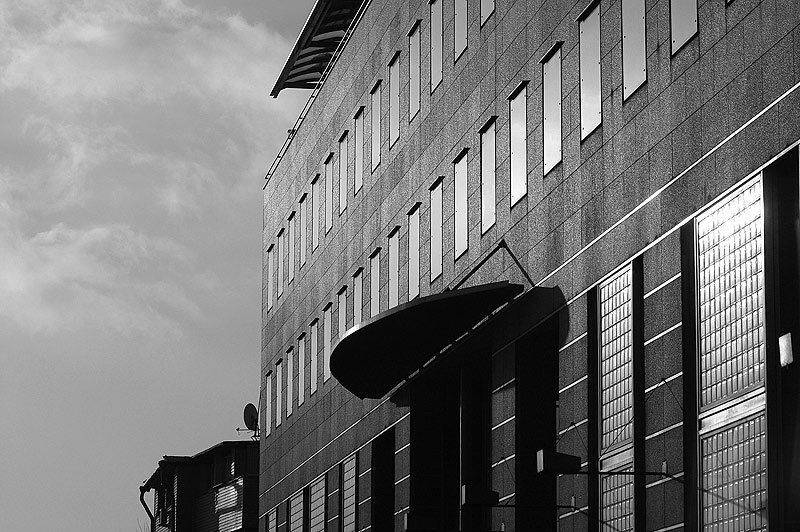 мёртвый, фасад, Александр Абалихин