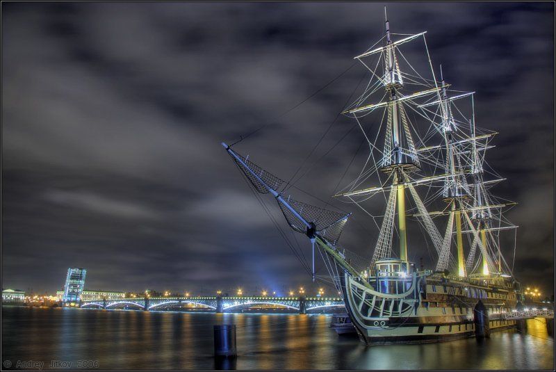питер, ночь, корабль, город Ghost ship фото превью
