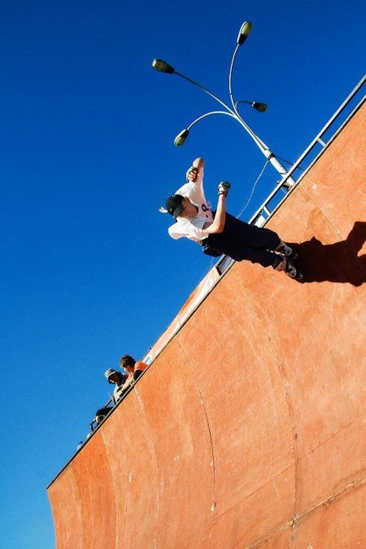 рампа, ролики, экстрим Летящий фото превью