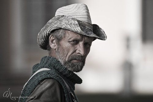 Реставратор...