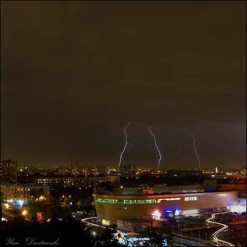 москва, гроза, молния Trinity фото превью