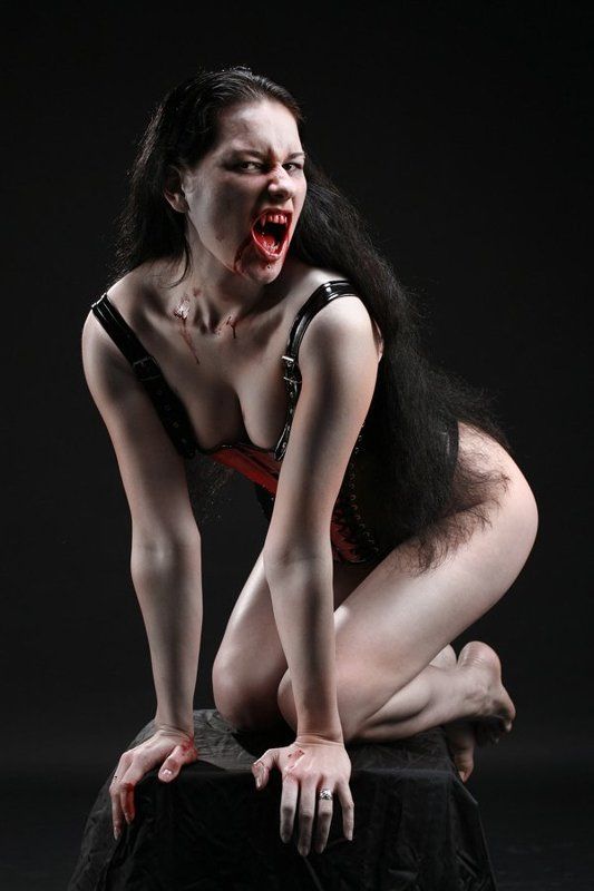 фотограф влад гансовский Blood Thirst фото превью